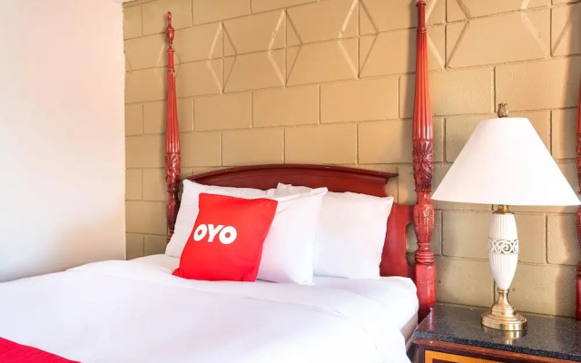 photo 5 of OYO Hotel Malden MA Broadway