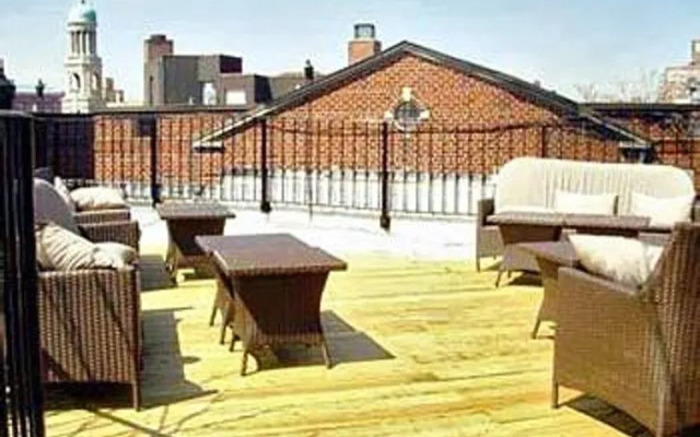 photo 4 of Minetta Suites