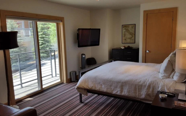 photo 3 of Hotel Minturn