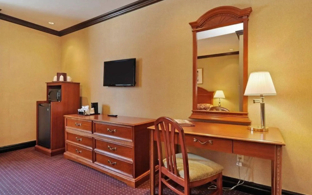 photo 5 of Hotel Newton