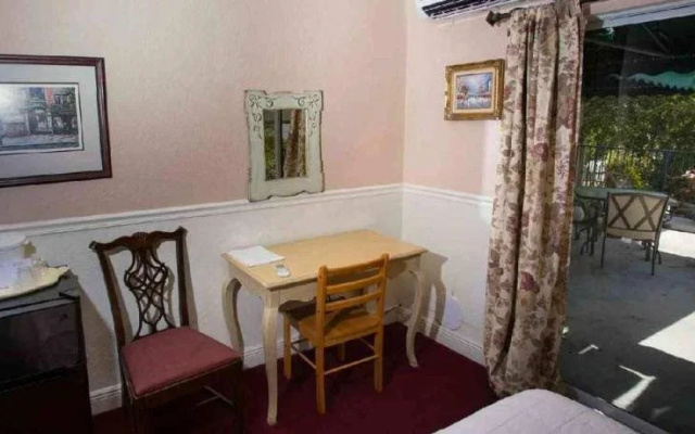 photo 4 of Hotel Redland