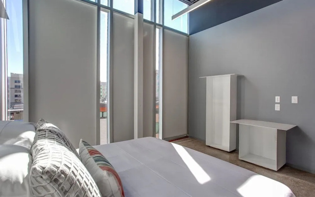 photo 5 of Hotel Revel