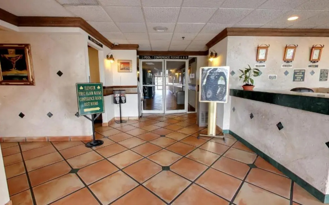 photo 4 of Miami Gardens Inn & Suites