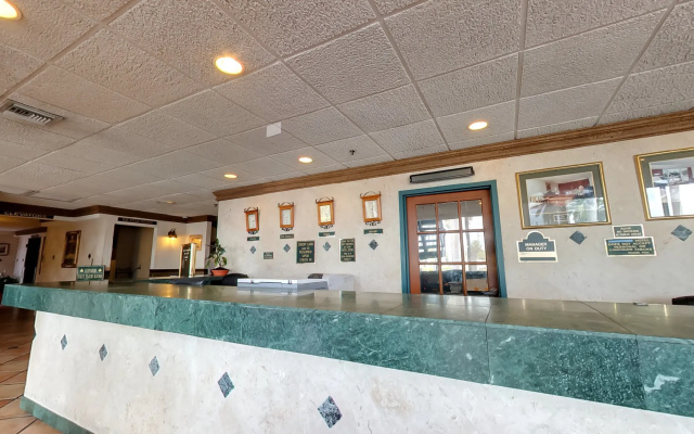 photo 5 of Miami Gardens Inn & Suites