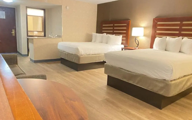 photo 3 of Hotel Royale of Grand Rapids