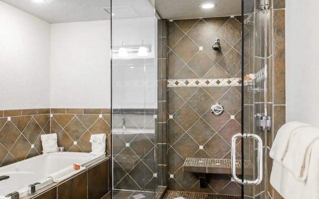photo 4 of Hotel Seville, Ascend Hotel Collection