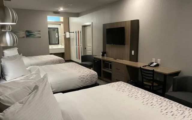 photo 5 of Hotel Solara Hobby Airport
