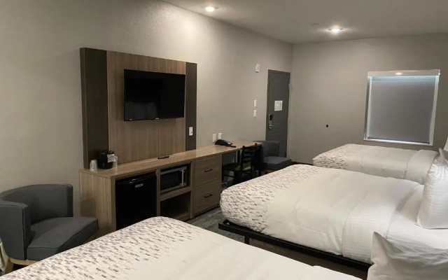 photo 4 of Hotel Solara I-45  Hobby Airport Houston