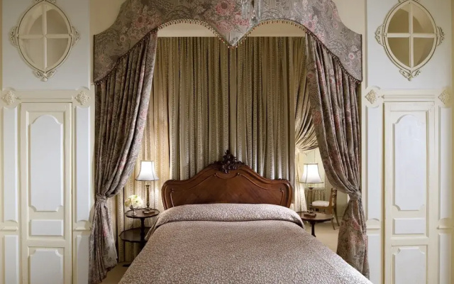 photo 2 of Hotel St Germain