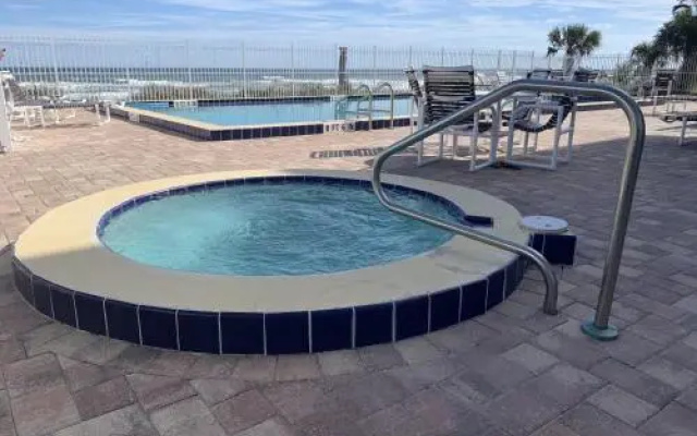photo 2 of Sunisands Ocean Front Resort
