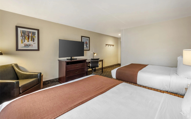 photo 5 of Best Western Plus Truckee-Tahoe Hotel