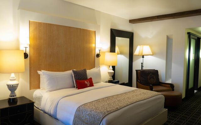 photo 2 of Hotel Valencia Santana Row