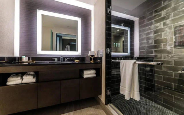 photo 5 of Hotel Vin, Grapevine, Autograph Collection