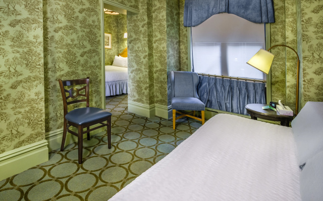 photo 4 of Wolcott Hotel