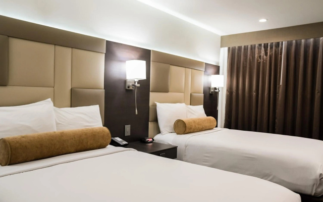 photo 4 of Hotel Xilo Glendale