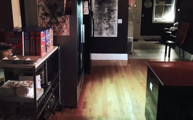 photo 3 of House 5863- Chicago's Premier Bed and Breakfast