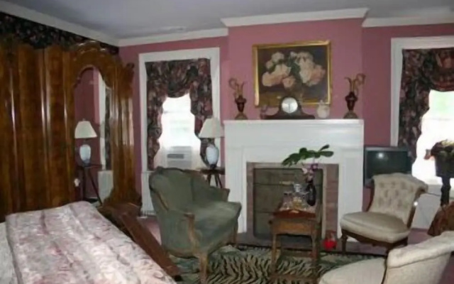 photo 5 of House of 1833 Bed & Breakfast & Gardens