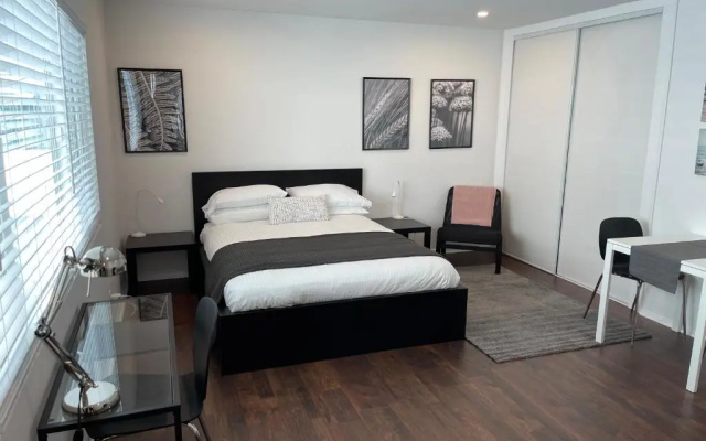 photo 3 of House on Venice Beach Apartment Hotel