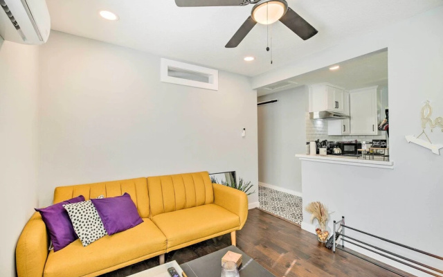 photo 3 of Houston Apartment ~ 13 Mi to Downtown!
