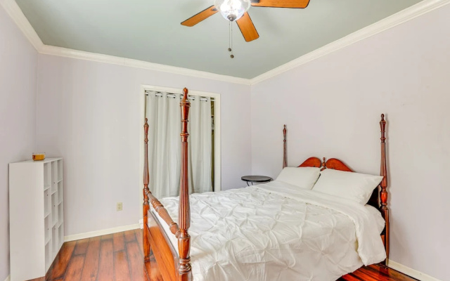 photo 4 of Houston Home w/ Screened Porch, Near Sugar Land!