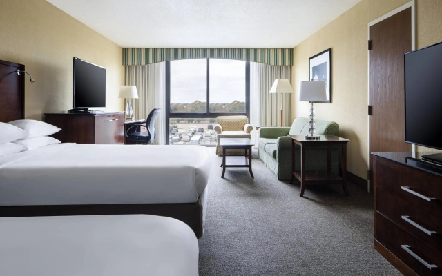 photo 3 of Houston Marriott South at Hobby Airport