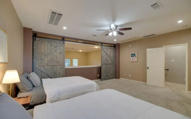 photo 3 of Houston Townhome By George Brown Convention Center