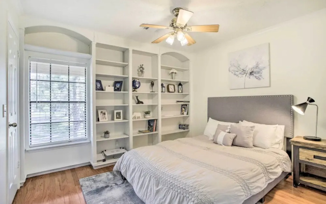 photo 5 of Pet-friendly Houston Rental w/ Private Patio!