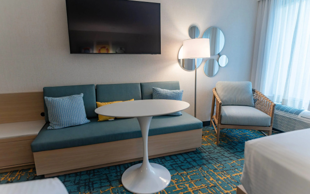 photo 4 of Howard Johnson by Wyndham Anaheim Hotel and Water Playground