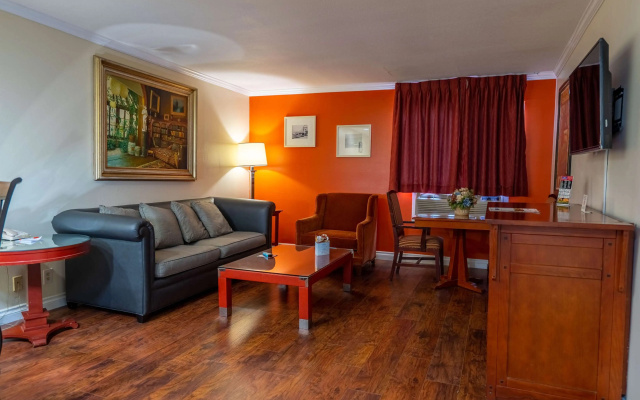 photo 4 of Howard Johnson by Wyndham Buena Park