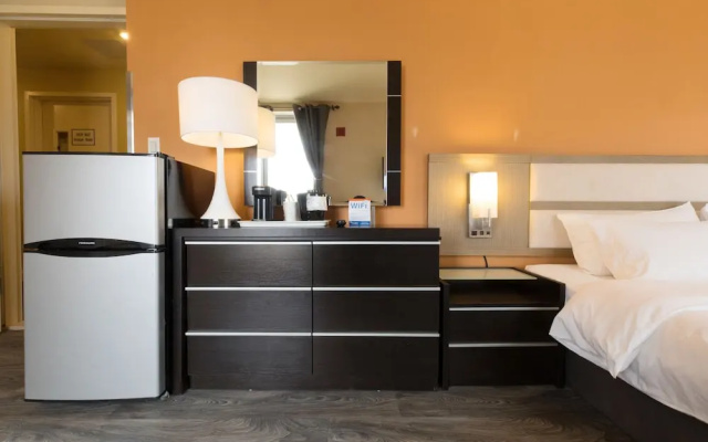 photo 5 of Howard Johnson by Wyndham Long Island City