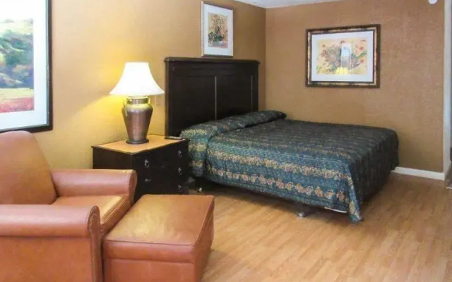photo 5 of Howard Johnson by Wyndham Pecos
