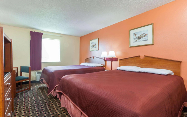 photo 4 of Howard Johnson by Wyndham Airport
