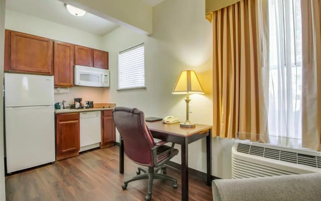 photo 4 of MainStay Suites Texas Medical Center/Rel
