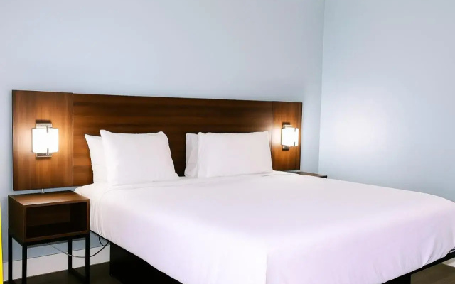 photo 4 of Howard Johnson Express Inn And Suites Florence Sc