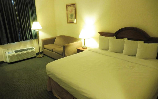 photo 5 of Red Roof Inn Norwich