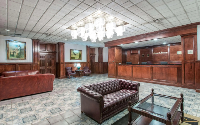 photo 2 of The Crossroads Inn