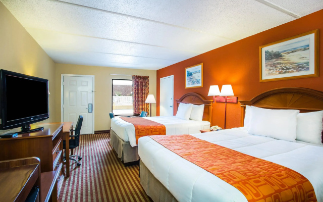photo 3 of Howard Johnson by Wyndham Panama City