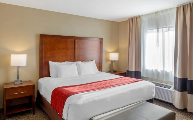 photo 3 of Comfort Inn & Suites Rocklin - Roseville
