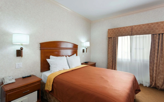 photo 3 of Howard Johnson Inn And Suites Pico Rivera