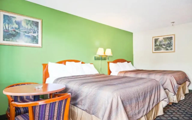 photo 4 of Howard Johnson Inn Ashburn