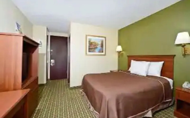photo 4 of Howard Johnson Inn Clifton Nj