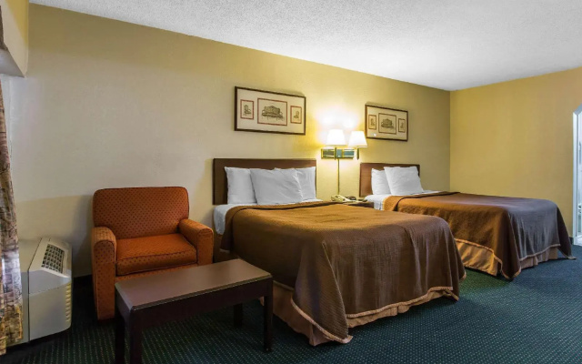 photo 5 of Rodeway Inn Marietta near Dobbins ARB Hotel