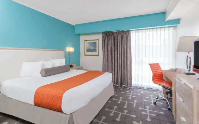 photo 4 of Howard Johnson by Wyndham Mystic
