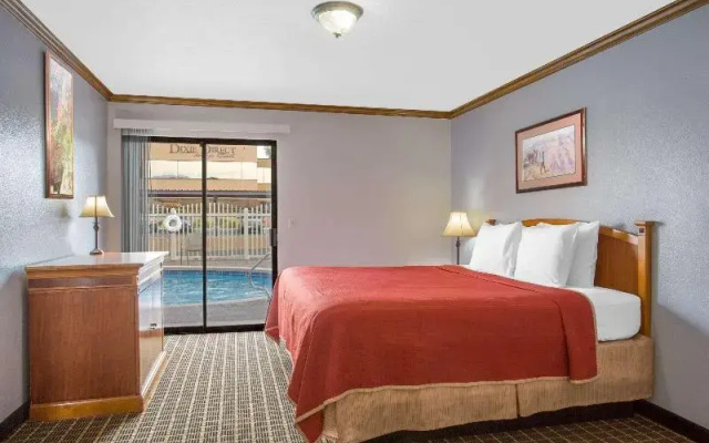 photo 2 of Howard Johnson & Suites by Wyndham St. George