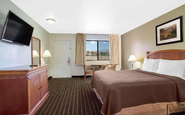 photo 3 of Howard Johnson & Suites by Wyndham St. George