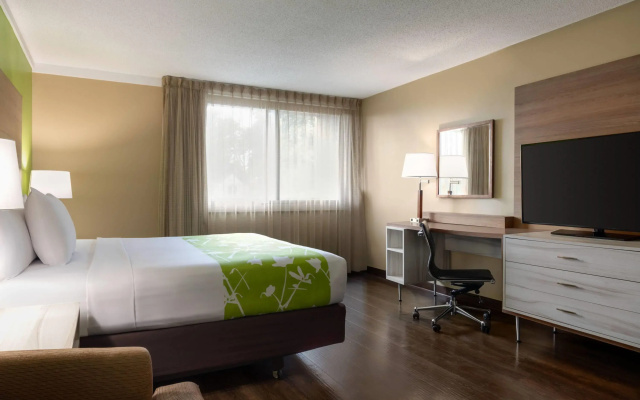 photo 5 of Wyndham Garden Washington DC Area