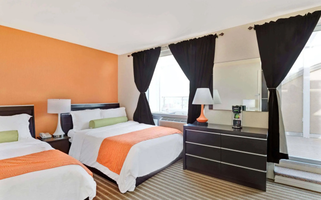 photo 3 of Romana Hotel - NYC