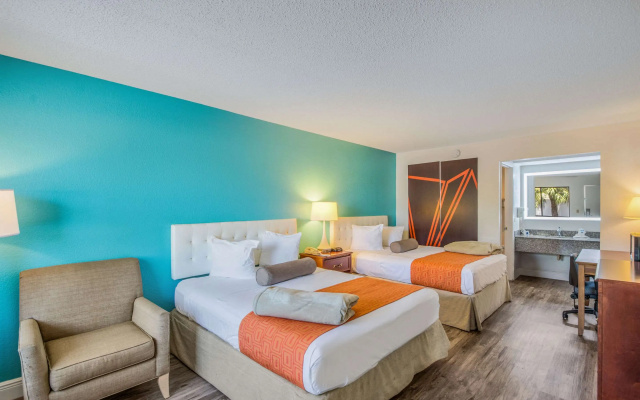 photo 3 of Rodeway Inn Hotel