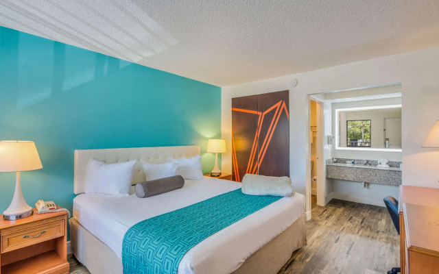 photo 5 of Rodeway Inn Hotel