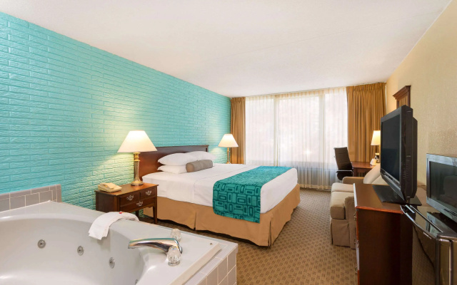 photo 5 of Howard Johnson by Wyndham Williamsburg